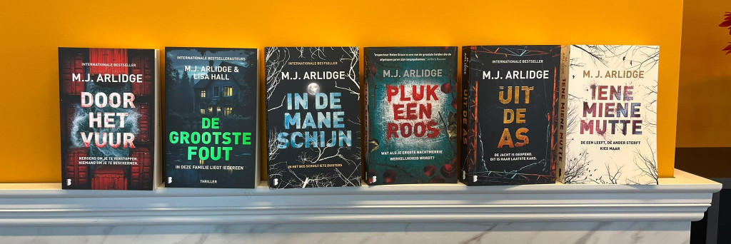 Header image Arlidge bij Boekerij door elkaar.jpeg